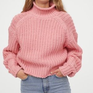 NWOT H&M Pink turtleneck sweater